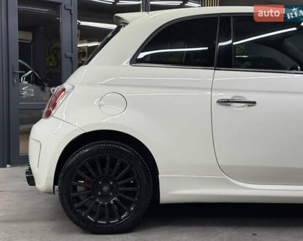 Белый Фиат 500, объемом двигателя 1.37 л и пробегом 42 тыс. км за 9200 $, фото 17 на Automoto.ua