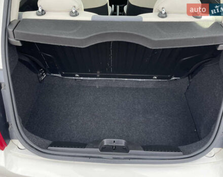 Белый Фиат 500, объемом двигателя 1.2 л и пробегом 97 тыс. км за 9300 $, фото 19 на Automoto.ua