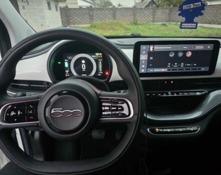 Белый Фиат 500, объемом двигателя 0 л и пробегом 28 тыс. км за 13900 $, фото 4 на Automoto.ua