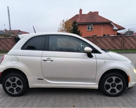Белый Фиат 500, объемом двигателя 0 л и пробегом 107 тыс. км за 5400 $, фото 2 на Automoto.ua