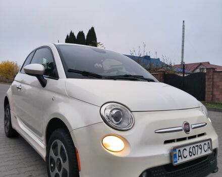 Белый Фиат 500, объемом двигателя 0 л и пробегом 107 тыс. км за 5400 $, фото 1 на Automoto.ua