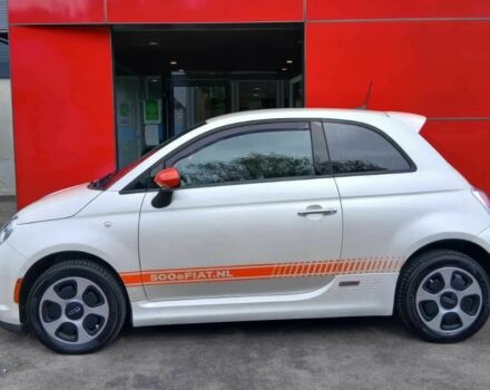 Білий Фіат 500, об'ємом двигуна 0 л та пробігом 84 тис. км за 4500 $, фото 2 на Automoto.ua