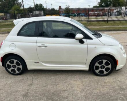 Білий Фіат 500, об'ємом двигуна 0 л та пробігом 70 тис. км за 5000 $, фото 3 на Automoto.ua