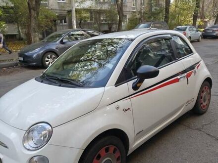 Белый Фиат 500, объемом двигателя 0 л и пробегом 40 тыс. км за 5300 $, фото 1 на Automoto.ua