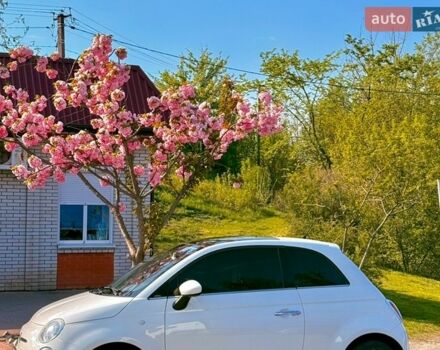 Белый Фиат 500, объемом двигателя 1.24 л и пробегом 180 тыс. км за 7500 $, фото 1 на Automoto.ua