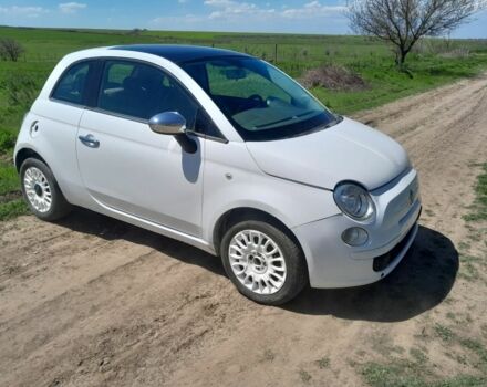 Белый Фиат 500, объемом двигателя 1.4 л и пробегом 66 тыс. км за 3300 $, фото 1 на Automoto.ua