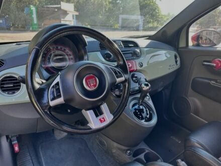 Фиат 500 2013 в Полтаве на Automoto.ua Белый Фиат 500, объемом двигателя 1.2 л и пробегом 3 тыс. км за 7000 $, фото 1 на Automoto.ua