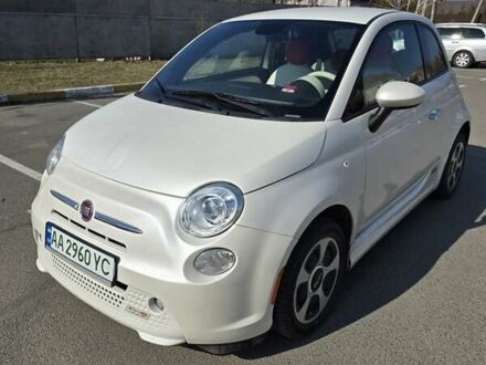 Белый Фиат 500, объемом двигателя 0 л и пробегом 100 тыс. км за 5500 $, фото 1 на Automoto.ua