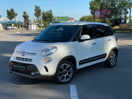 Фиат 500 2015 в Киеве на Automoto.ua Белый Фиат 500, объемом двигателя 1.3 л и пробегом 53 тыс. км за 10990 $, фото 1 на Automoto.ua