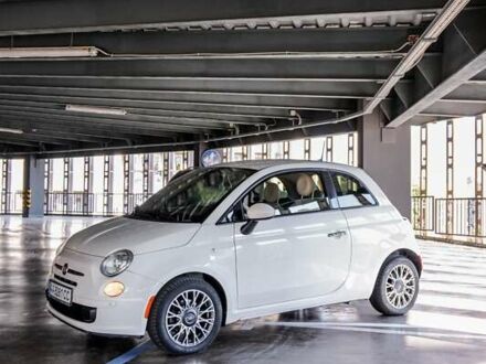 Фиат 500 2015 в Харькове на Automoto.ua Белый Фиат 500, объемом двигателя 1.4 л и пробегом 129 тыс. км за 7500 $, фото 1 на Automoto.ua