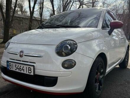Фиат 500 2016 в Кременчуге на Automoto.ua Белый Фиат 500, объемом двигателя 1.37 л и пробегом 103 тыс. км за 10000 $, фото 1 на Automoto.ua
