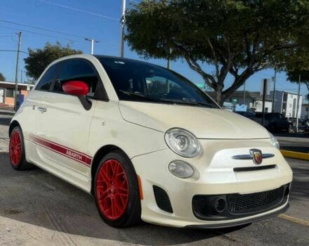 Білий Фіат 500, об'ємом двигуна 1.4 л та пробігом 57 тис. км за 3000 $, фото 1 на Automoto.ua