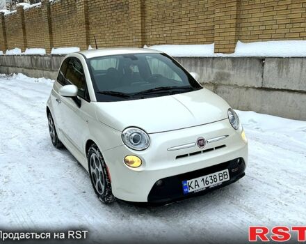 Білий Фіат 500, об'ємом двигуна 0 л та пробігом 44 тис. км за 8750 $, фото 1 на Automoto.ua