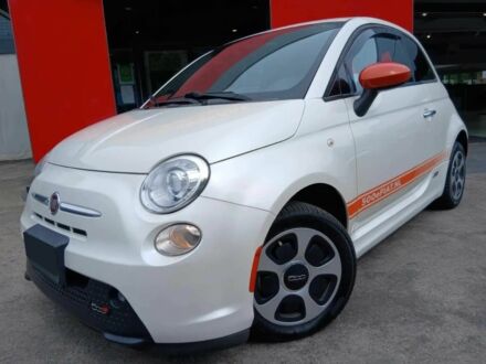 Фіат 500 2017 у Рівному на Automoto.ua Білий Фіат 500, об'ємом двигуна 0 л та пробігом 84 тис. км за 4500 $, фото 1 на Automoto.ua