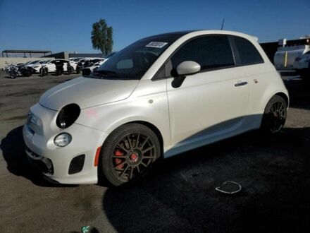 Фиат 500 2017 в Полтаве на Automoto.ua Белый Фиат 500, объемом двигателя 1.4 л и пробегом 64 тыс. км за 1000 $, фото 1 на Automoto.ua