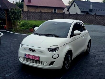 Белый Фиат 500, объемом двигателя 0 л и пробегом 28 тыс. км за 13900 $, фото 1 на Automoto.ua