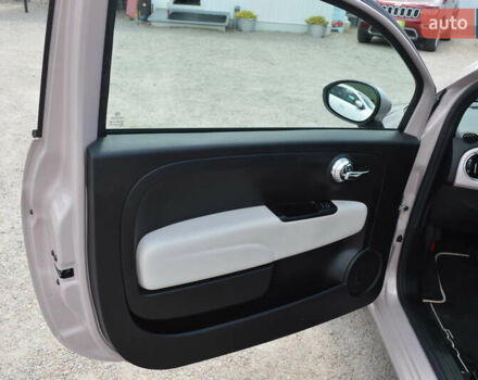 Бежевый Фиат 500, объемом двигателя 1.24 л и пробегом 36 тыс. км за 12800 $, фото 7 на Automoto.ua