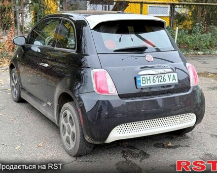 Черный Фиат 500, объемом двигателя 0 л и пробегом 97 тыс. км за 5999 $, фото 4 на Automoto.ua