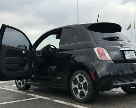 Черный Фиат 500, объемом двигателя 0 л и пробегом 99 тыс. км за 4900 $, фото 1 на Automoto.ua