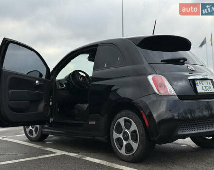 Черный Фиат 500, объемом двигателя 0 л и пробегом 99 тыс. км за 4900 $, фото 1 на Automoto.ua