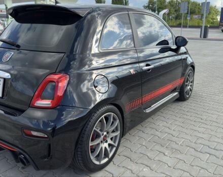 Черный Фиат 500, объемом двигателя 1.4 л и пробегом 63 тыс. км за 15000 $, фото 2 на Automoto.ua