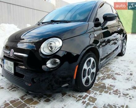 Черный Фиат 500, объемом двигателя 0 л и пробегом 99 тыс. км за 5950 $, фото 1 на Automoto.ua