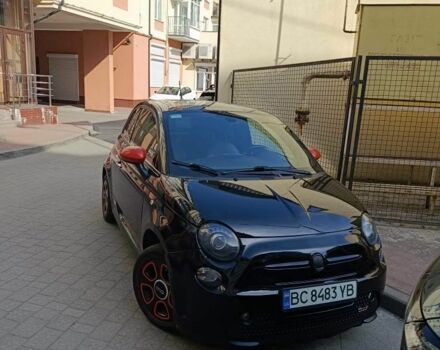 Черный Фиат 500, объемом двигателя 0 л и пробегом 62 тыс. км за 8496 $, фото 1 на Automoto.ua