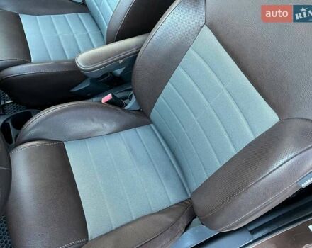 Коричневий Фіат 500, об'ємом двигуна 1.37 л та пробігом 144 тис. км за 7400 $, фото 12 на Automoto.ua