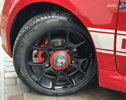 Красный Фиат 500, объемом двигателя 1.4 л и пробегом 125 тыс. км за 7400 $, фото 8 на Automoto.ua