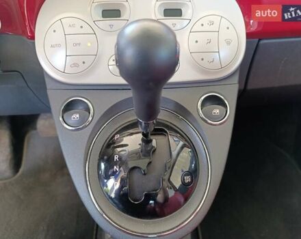 Красный Фиат 500, объемом двигателя 1.37 л и пробегом 132 тыс. км за 7700 $, фото 35 на Automoto.ua