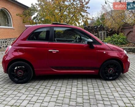 Красный Фиат 500, объемом двигателя 1.37 л и пробегом 203 тыс. км за 4350 $, фото 3 на Automoto.ua