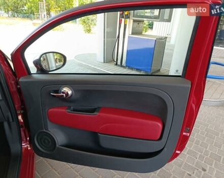 Красный Фиат 500, объемом двигателя 1.37 л и пробегом 132 тыс. км за 7700 $, фото 45 на Automoto.ua