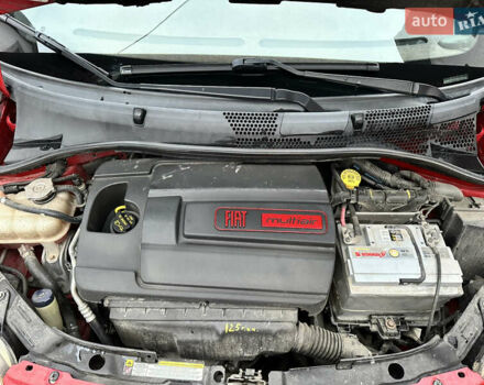 Красный Фиат 500, объемом двигателя 1.4 л и пробегом 125 тыс. км за 7400 $, фото 11 на Automoto.ua