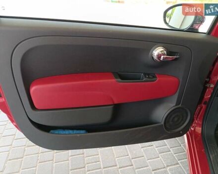 Красный Фиат 500, объемом двигателя 1.37 л и пробегом 132 тыс. км за 7700 $, фото 27 на Automoto.ua