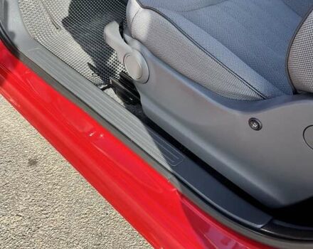 Красный Фиат 500, объемом двигателя 1.37 л и пробегом 126 тыс. км за 8500 $, фото 6 на Automoto.ua