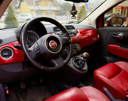 Червоний Фіат 500, об'ємом двигуна 1.37 л та пробігом 118 тис. км за 5500 $, фото 9 на Automoto.ua