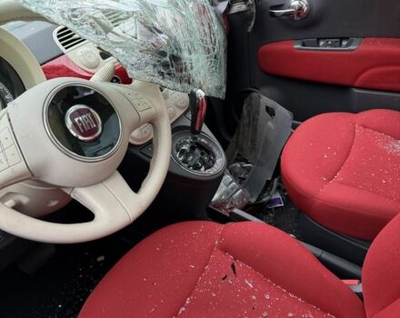 Красный Фиат 500, объемом двигателя 1.2 л и пробегом 95 тыс. км за 999 $, фото 2 на Automoto.ua