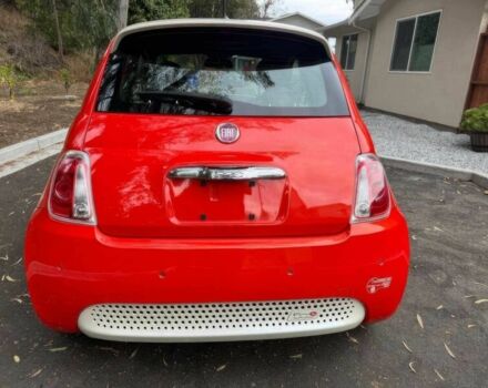 Червоний Фіат 500, об'ємом двигуна 0 л та пробігом 86 тис. км за 5200 $, фото 3 на Automoto.ua