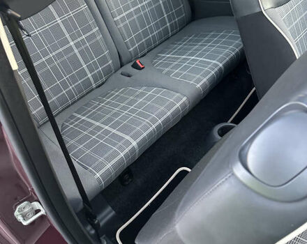 Красный Фиат 500, объемом двигателя 1.24 л и пробегом 75 тыс. км за 9200 $, фото 10 на Automoto.ua