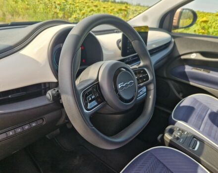 Красный Фиат 500, объемом двигателя 0 л и пробегом 58 тыс. км за 13998 $, фото 13 на Automoto.ua