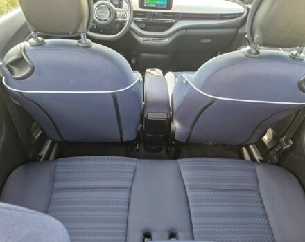 Красный Фиат 500, объемом двигателя 0 л и пробегом 58 тыс. км за 13998 $, фото 10 на Automoto.ua