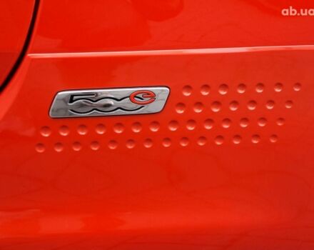 Красный Фиат 500, объемом двигателя 0 л и пробегом 86 тыс. км за 8790 $, фото 3 на Automoto.ua