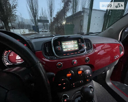 Красный Фиат 500, объемом двигателя 1.4 л и пробегом 35 тыс. км за 10000 $, фото 3 на Automoto.ua