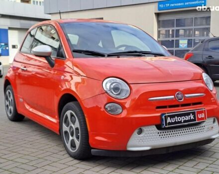 Красный Фиат 500, объемом двигателя 0 л и пробегом 86 тыс. км за 8790 $, фото 2 на Automoto.ua