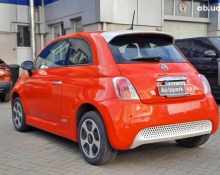 Красный Фиат 500, объемом двигателя 0 л и пробегом 86 тыс. км за 8790 $, фото 5 на Automoto.ua