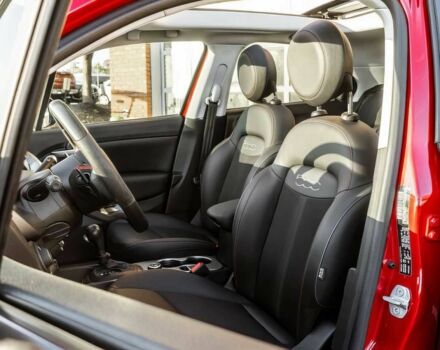 Червоний Фіат 500, об'ємом двигуна 1.3 л та пробігом 15 тис. км за 9900 $, фото 7 на Automoto.ua