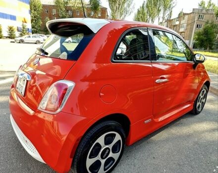 Красный Фиат 500, объемом двигателя 0 л и пробегом 68 тыс. км за 8719 $, фото 8 на Automoto.ua