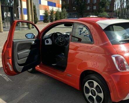 Красный Фиат 500, объемом двигателя 0 л и пробегом 68 тыс. км за 8719 $, фото 1 на Automoto.ua