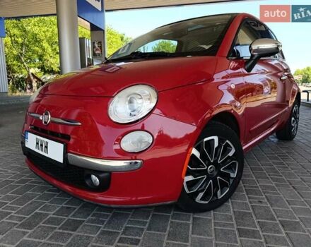 Красный Фиат 500, объемом двигателя 1.37 л и пробегом 132 тыс. км за 7700 $, фото 1 на Automoto.ua