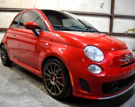 Красный Фиат 500, объемом двигателя 1.4 л и пробегом 23 тыс. км за 2000 $, фото 1 на Automoto.ua